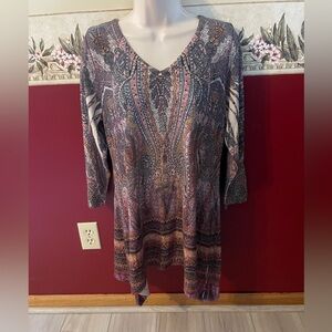 Elegant Paisley V-Neck Tunic